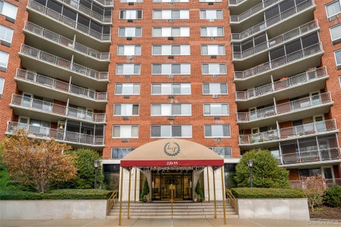 Homes For Sale - 220-55 46 Avenue #5R<br/> Bayside, NY 11362