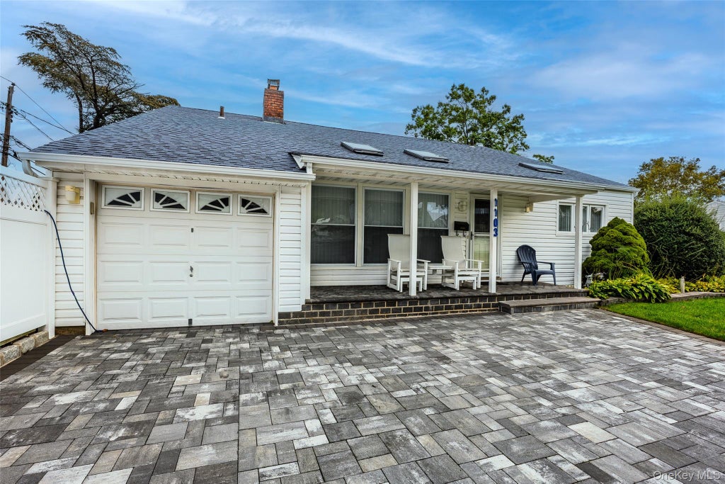 Photo of 1103 Laux Place, Bellmore, NY 11710 (MLS # 1060486)