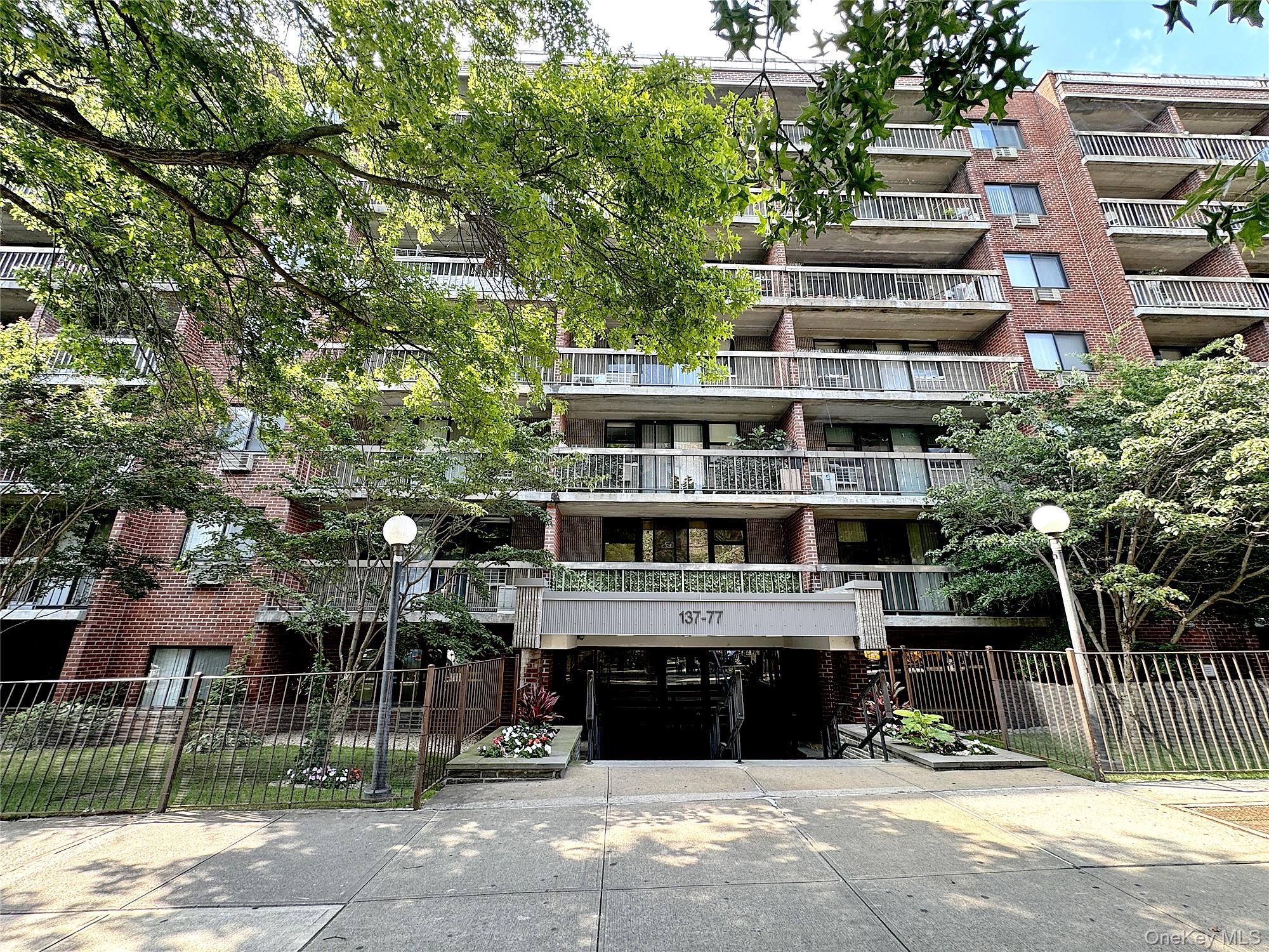 137-77 45 Avenue 6P