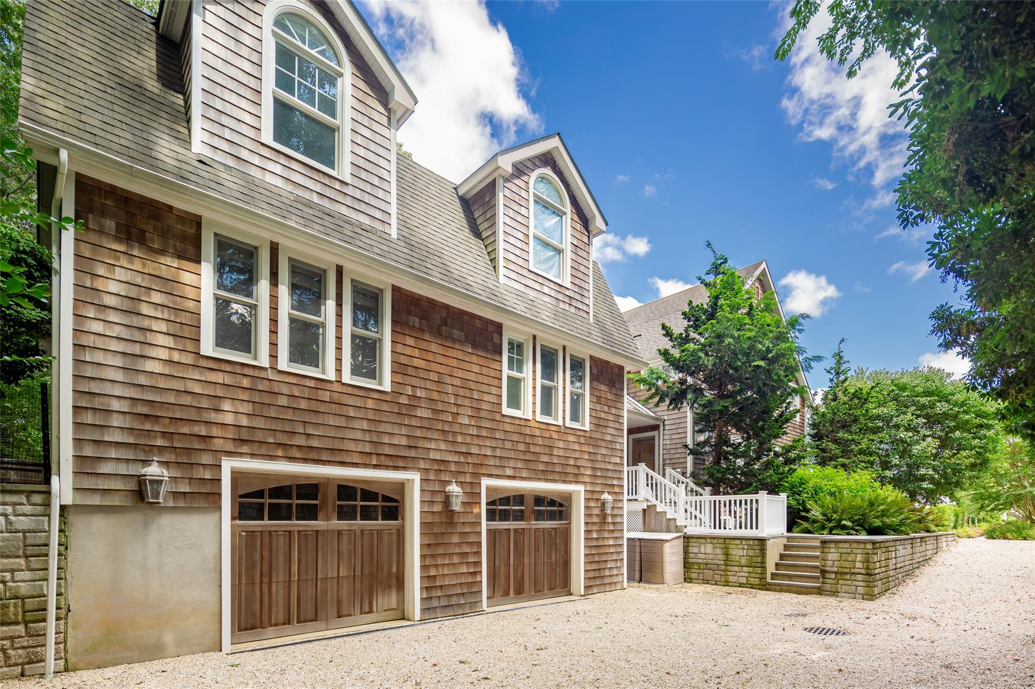 652 E Noyack Path, Water Mill, New York image 36