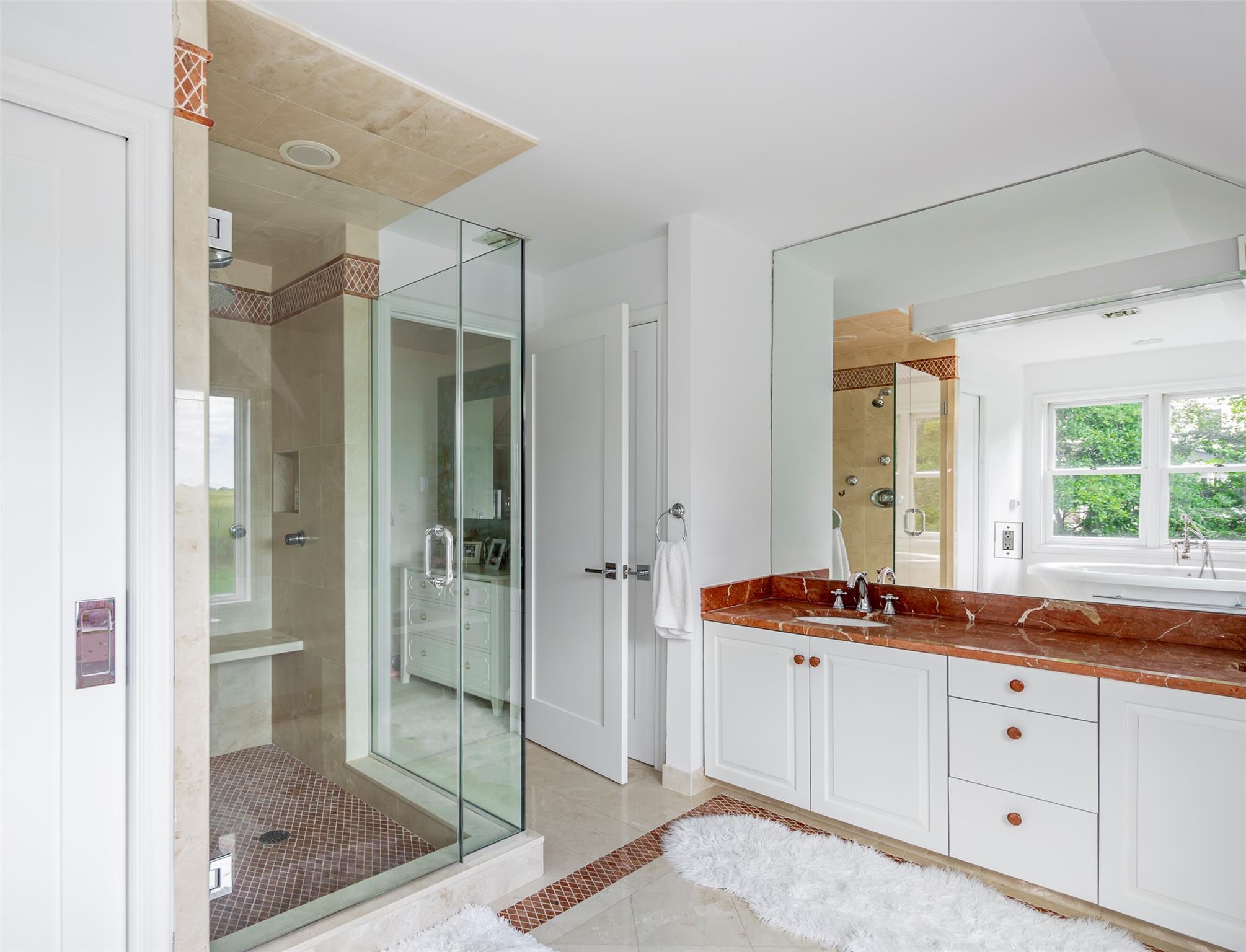 652 E Noyack Path, Water Mill, New York image 26