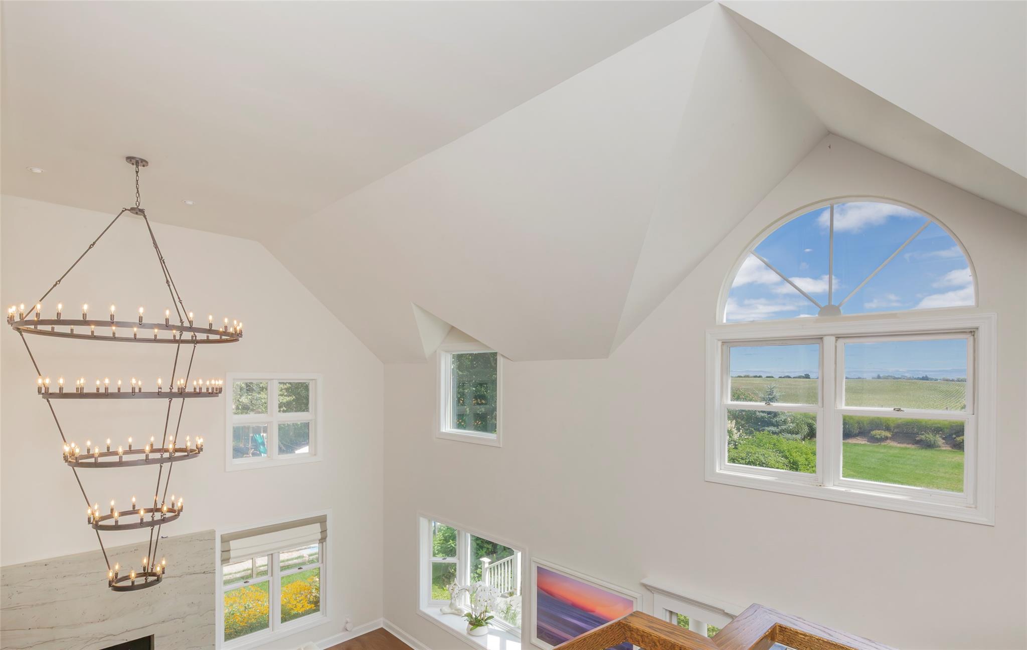 652 E Noyack Path, Water Mill, New York image 21