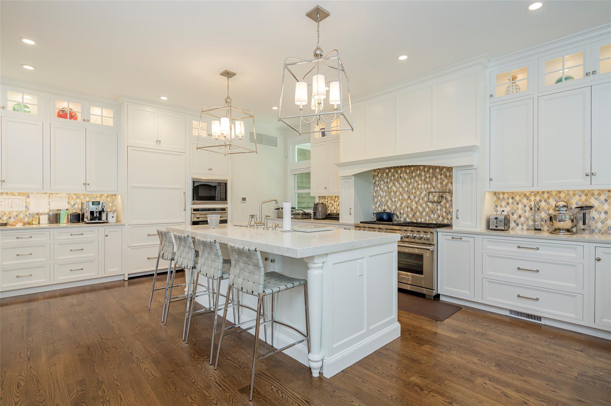 652 E Noyack Path, Water Mill, New York image 15