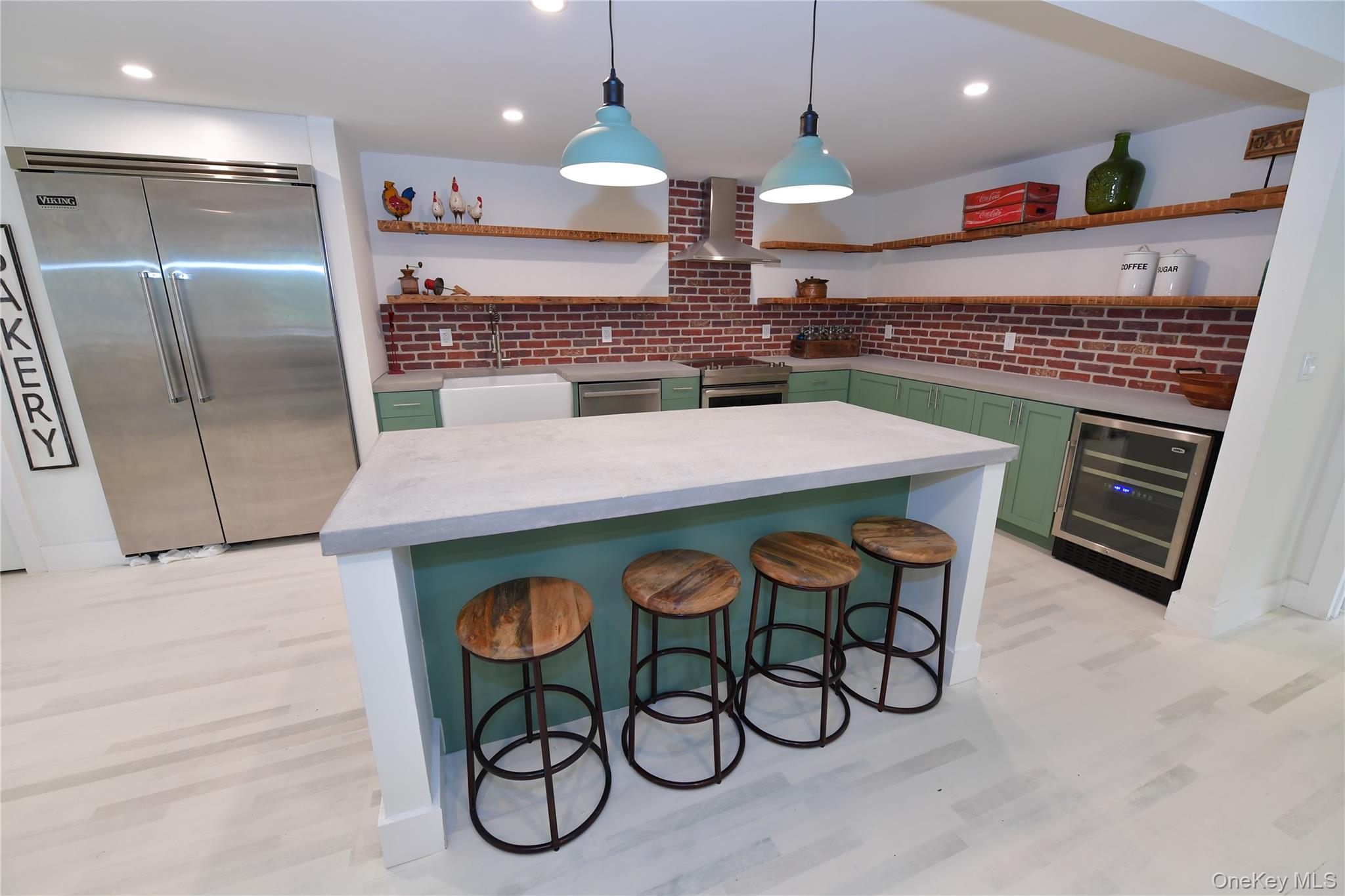47 Waterbury Road