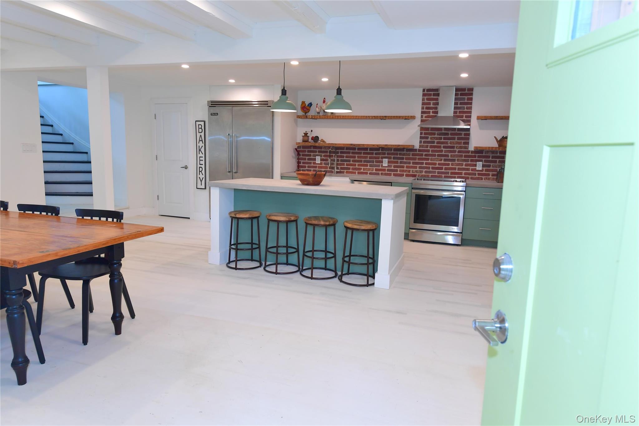 47 Waterbury Road