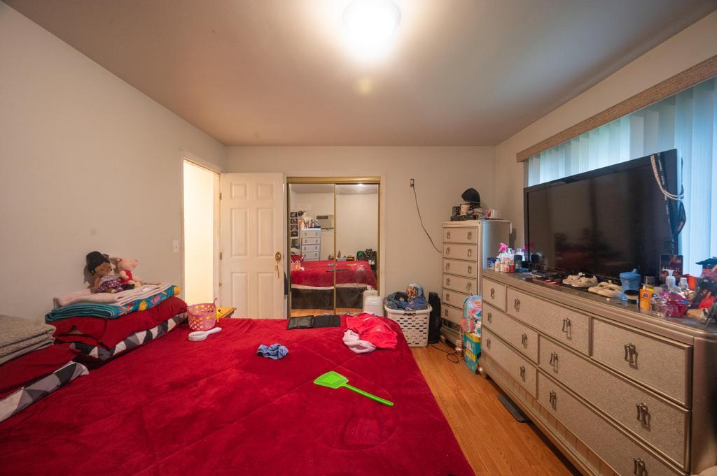 42 Ronald Drive, Amityville, New York image 19