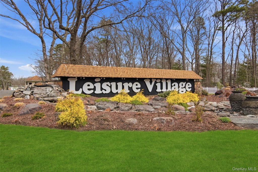 Photo of 150 Eastbourne Court #B, Ridge, NY 11961 (MLS # 985444)