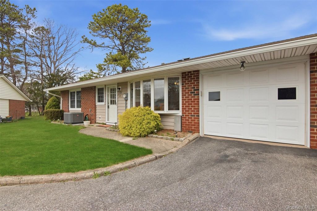 Photo of 150 Eastbourne Court #B, Ridge, NY 11961 (MLS # 985444)