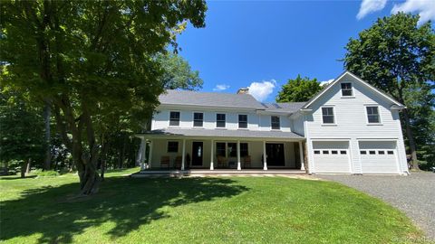 Photo of 6 Renda Street, New Fairfield, CT 06812 (MLS # 1029701)