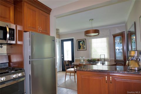 145 Wilton Street New Hyde Park NY 11040