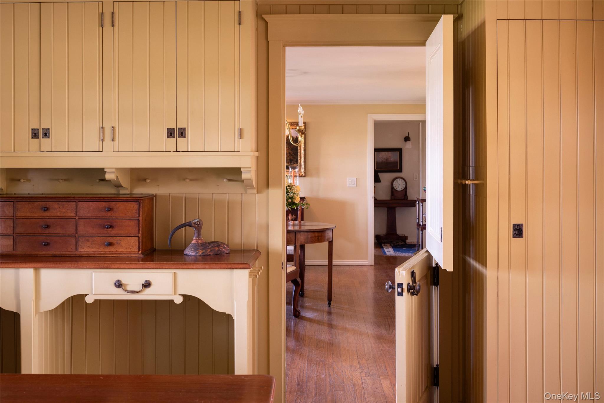 Germantown, New York 12526, United States, 4 Bedrooms Bedrooms, ,2 BathroomsBathrooms,Residential,Active,231006