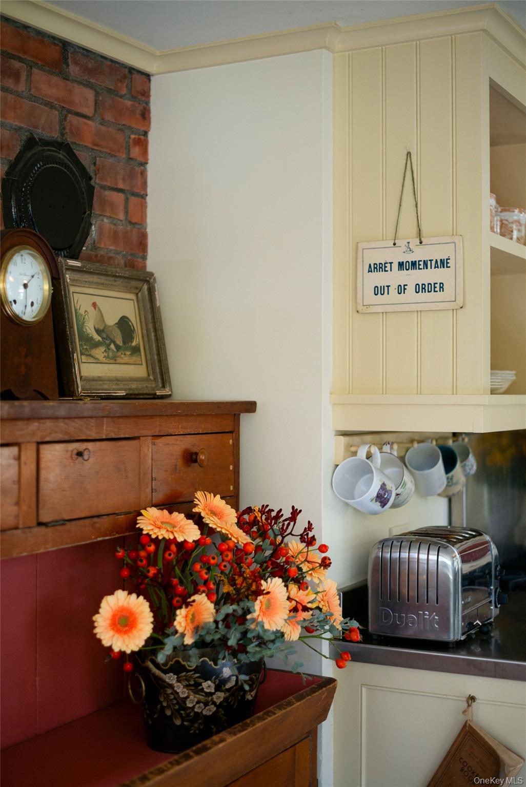 Germantown, New York 12526, United States, 4 Bedrooms Bedrooms, ,2 BathroomsBathrooms,Residential,Active,231006