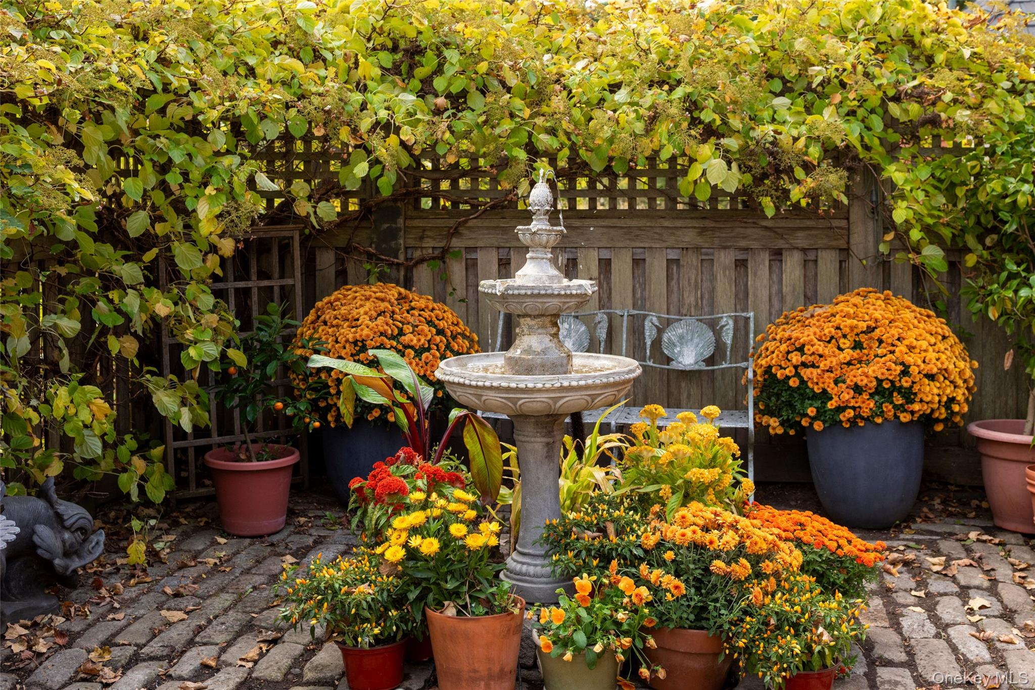 Germantown, New York 12526, United States, 4 Bedrooms Bedrooms, ,2 BathroomsBathrooms,Residential,Active,231006