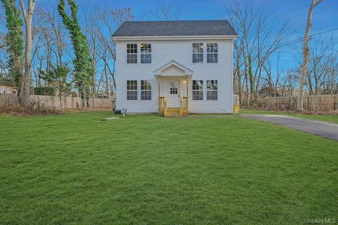 Homes For Sale - NEW CONSTRUCTION Neighborhood Road<br/> Mastic Beach, NY 11951