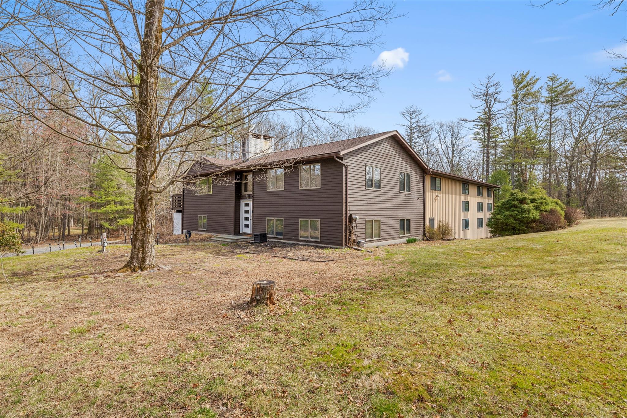 40 Maxs Place, Hurley, New York image 1