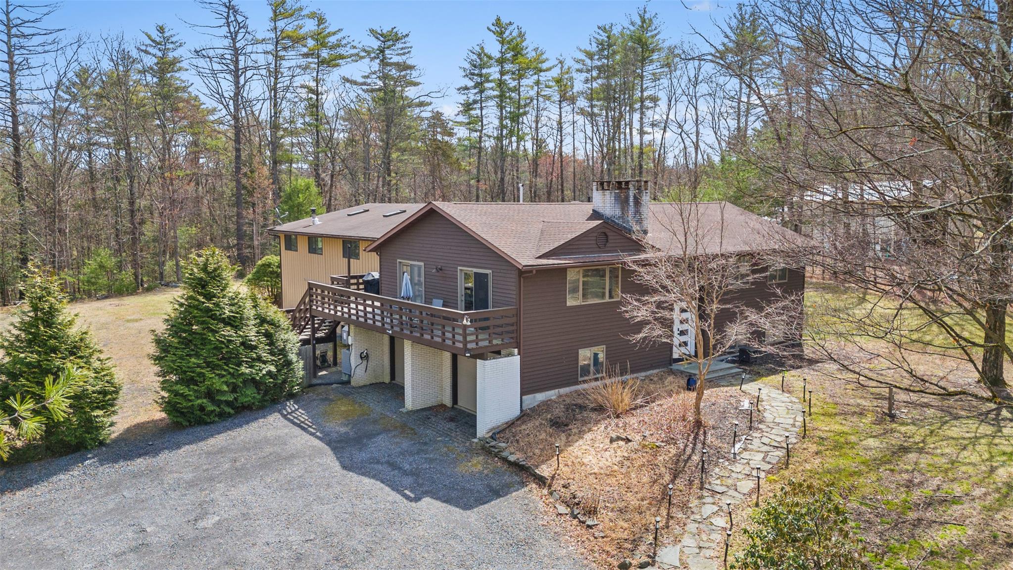 40 Maxs Place, Hurley, New York image 2