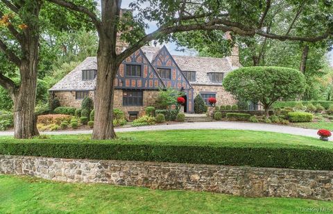 21 Hampshire Road Bronxville NY 10708