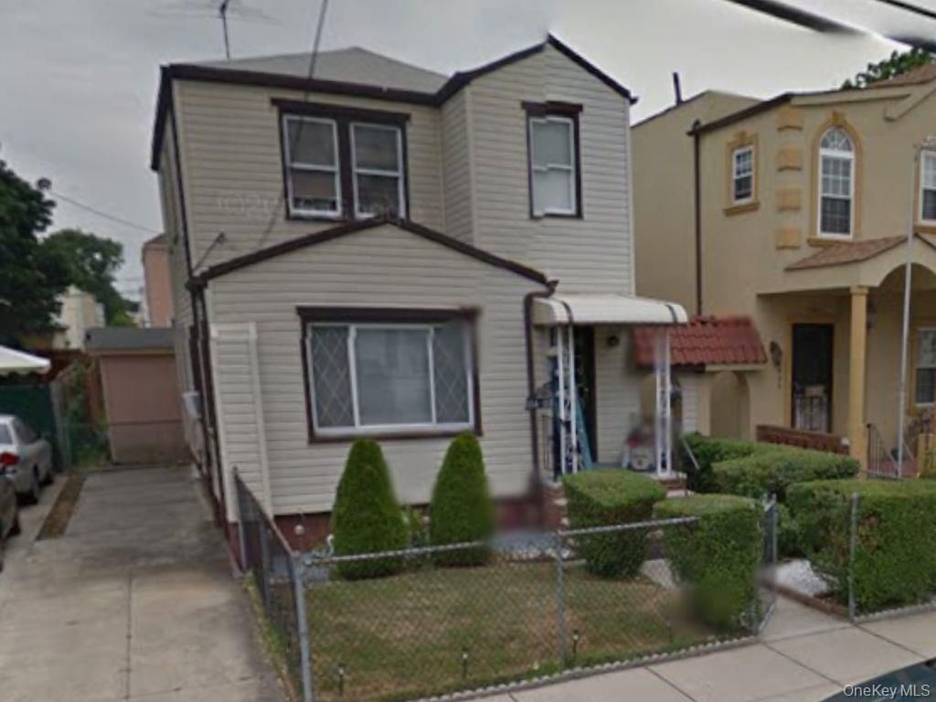 Photo of 13433 231st Street, Laurelton, NY 11413 (MLS # 943752)