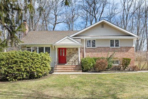336 Dix Hills Road Dix Hills NY 11747