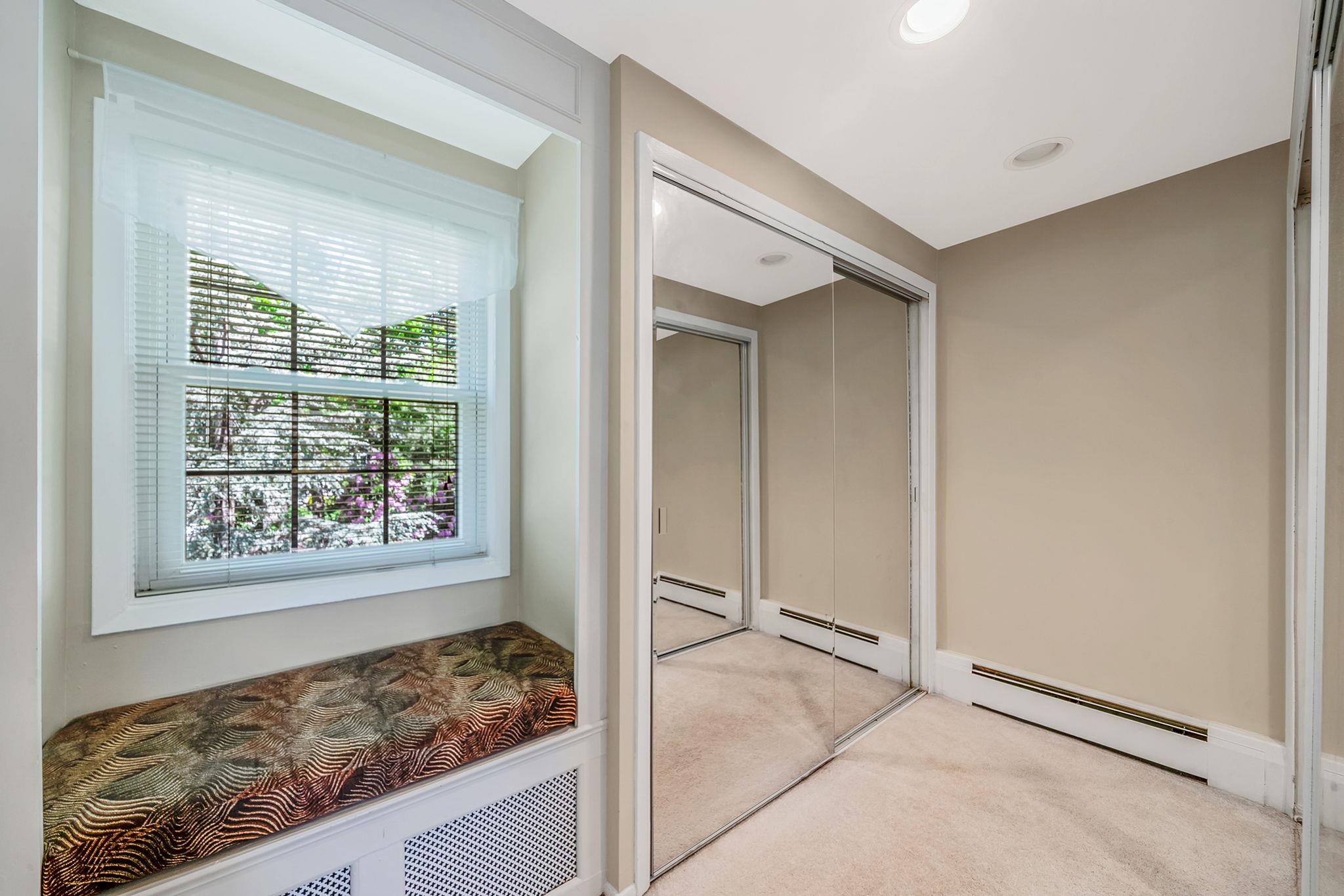 10 Patriot Court, Stony Brook, New York image 27