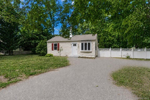 Homes For Sale - 685 Horseblock Road<br/> Brookhaven, NY 11719