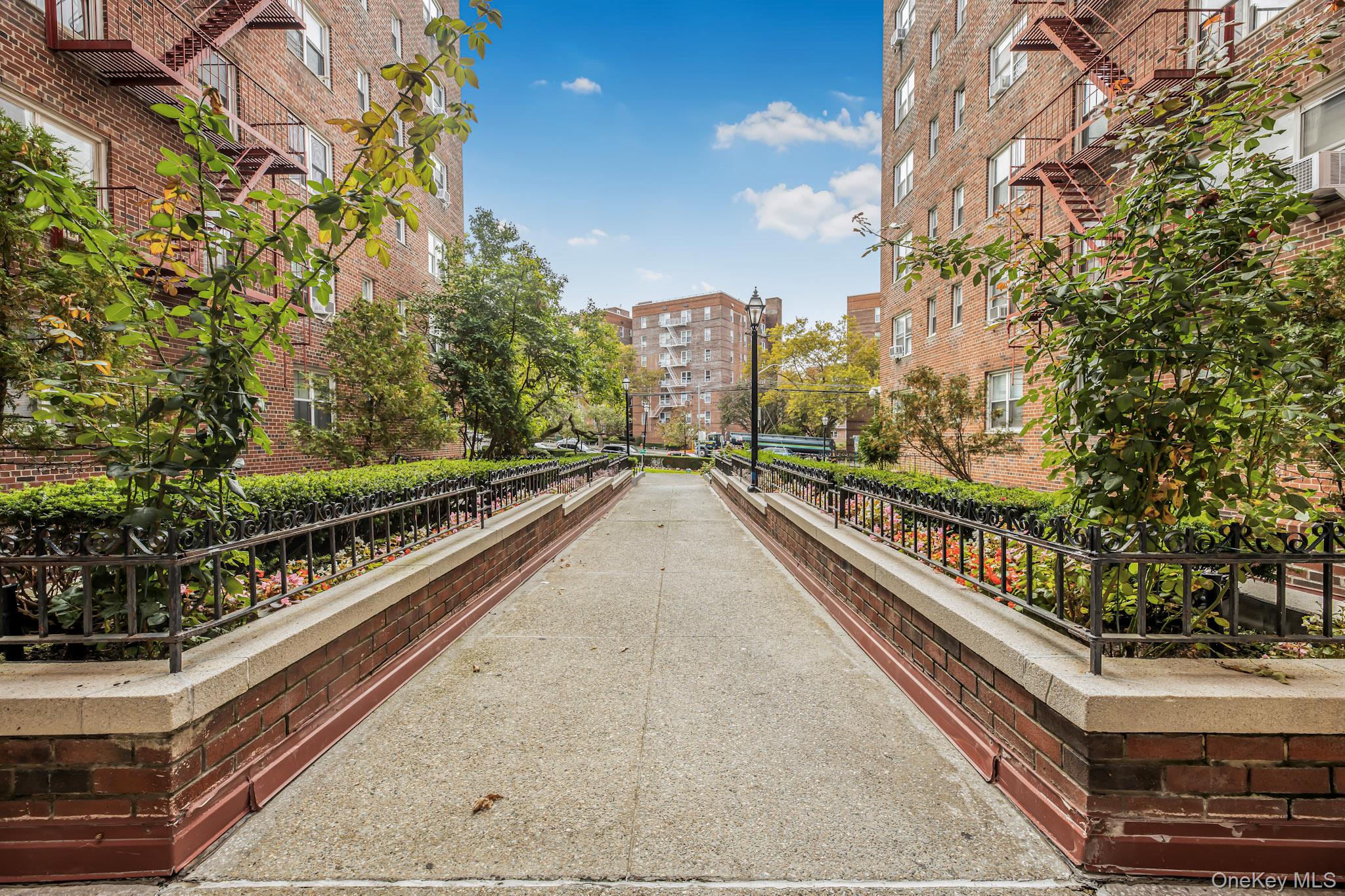 480 Riverdale Avenue 7L