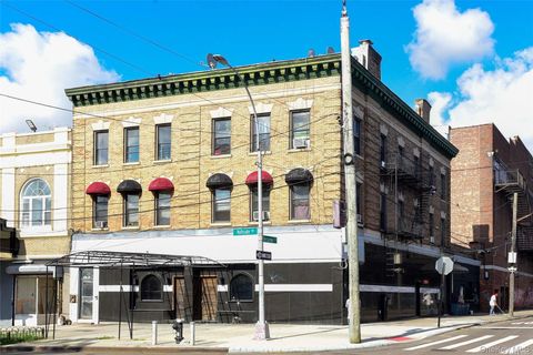 117-11/13 Hillside Avenue Richmond Hill NY 11418