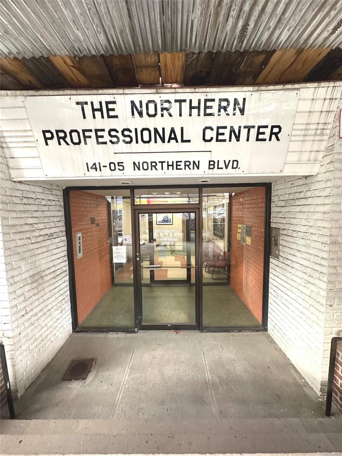 Property for Sale at Northern Blvd Blvd 1G, Flushing, Queens, NY - Bedrooms: 2 
Bathrooms: 1.5 
Rooms: 5  - $158,888