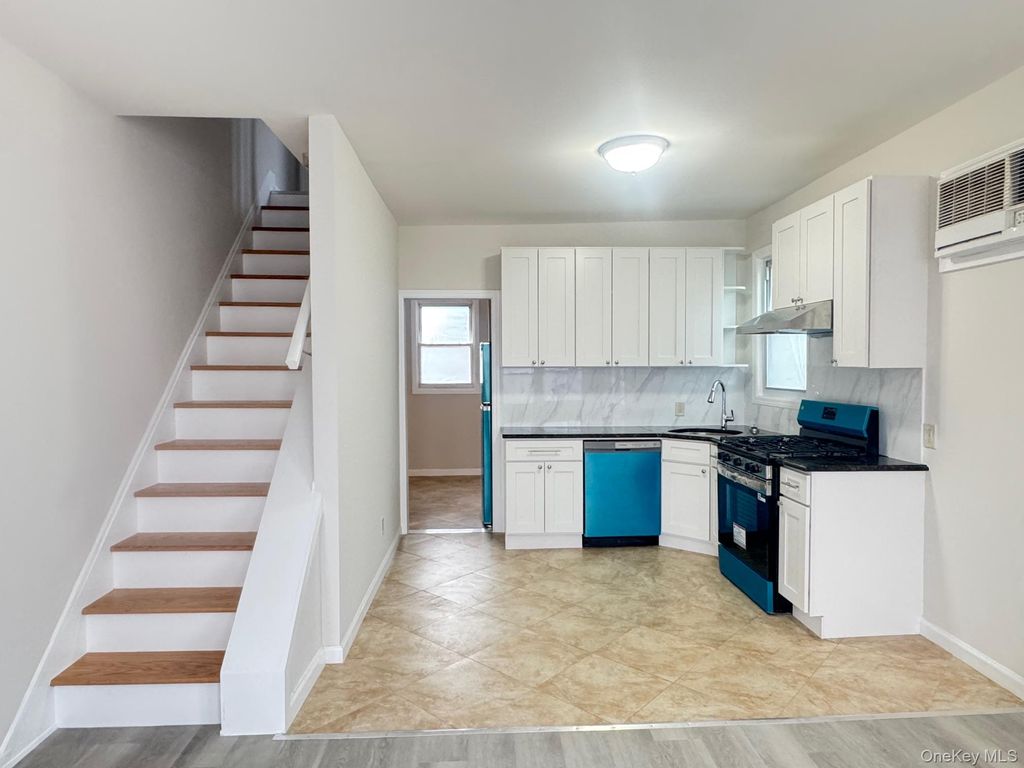 Photo of 164-36 77th Road, Fresh Meadows, NY 11366 (MLS # 971967)