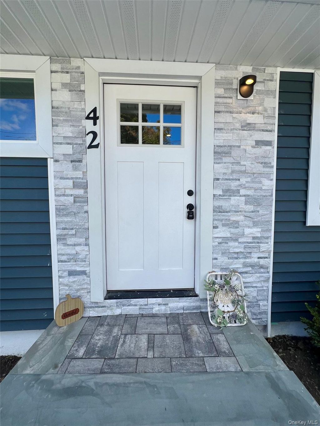 Photo of 42 Genung Street, Middletown, NY 10940 (MLS # 917120)