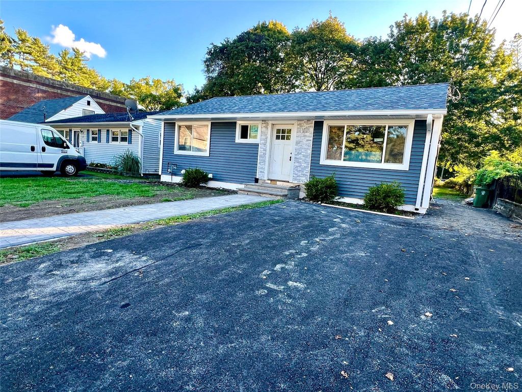 Photo of 42 Genung Street, Middletown, NY 10940 (MLS # 917120)