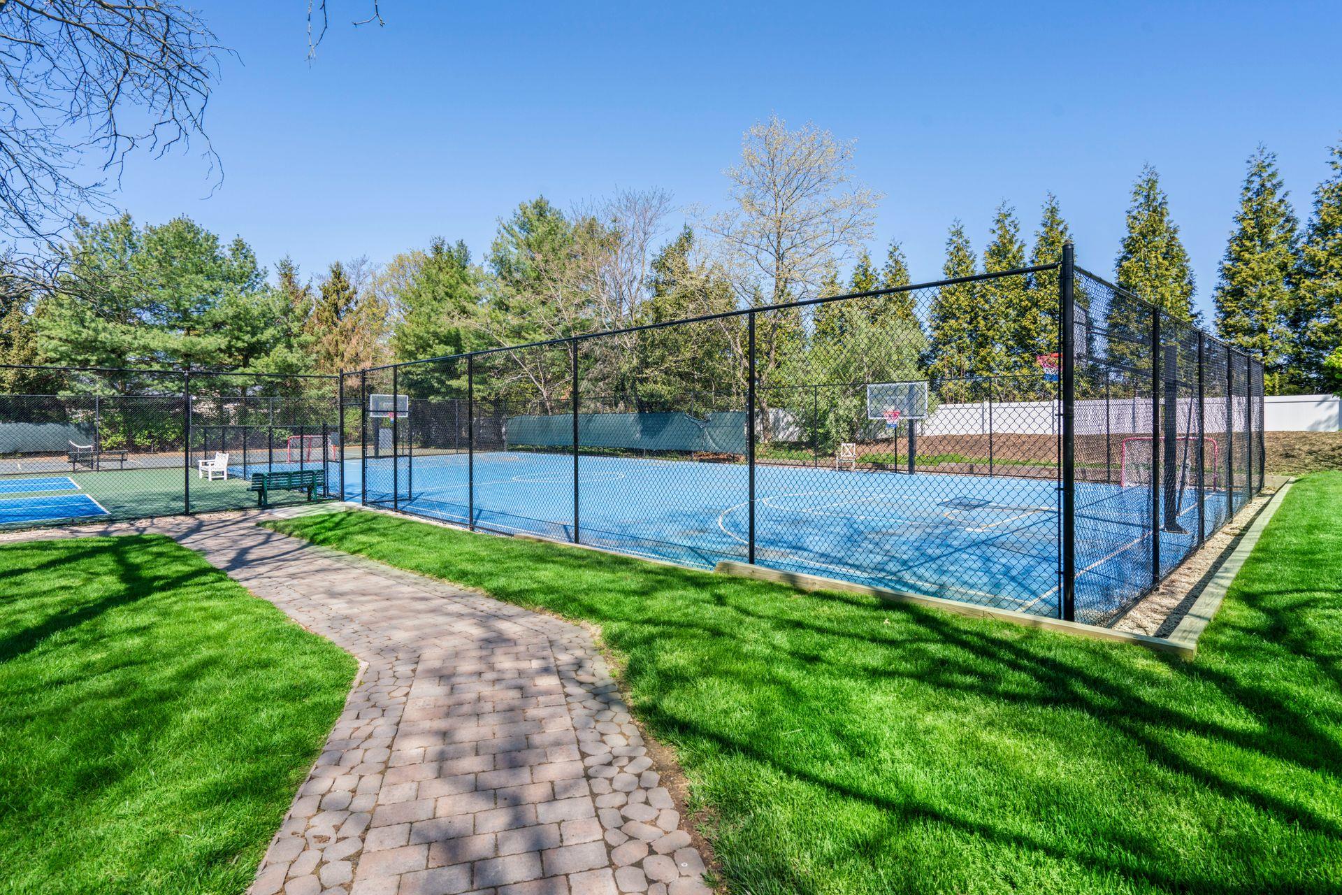 6 Lyndon Place, Melville, New York image 27