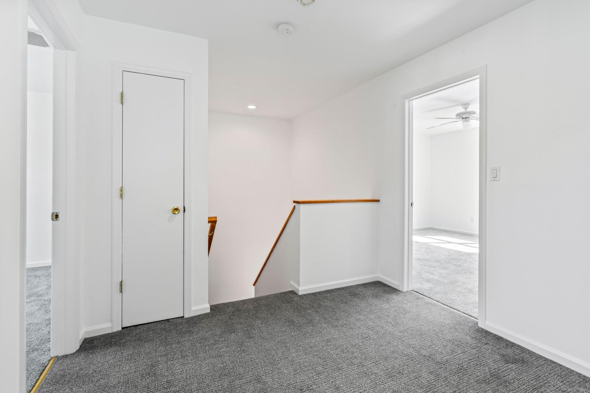 6 Lyndon Place, Melville, New York image 12