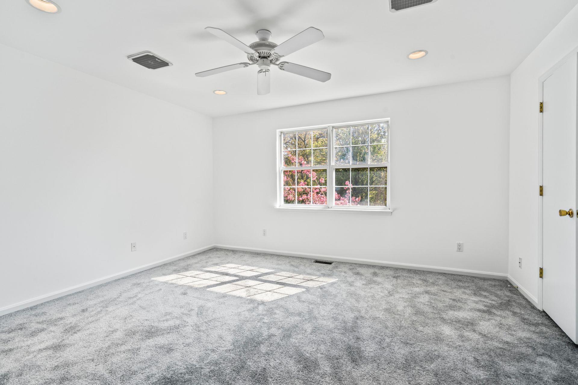 6 Lyndon Place, Melville, New York image 13