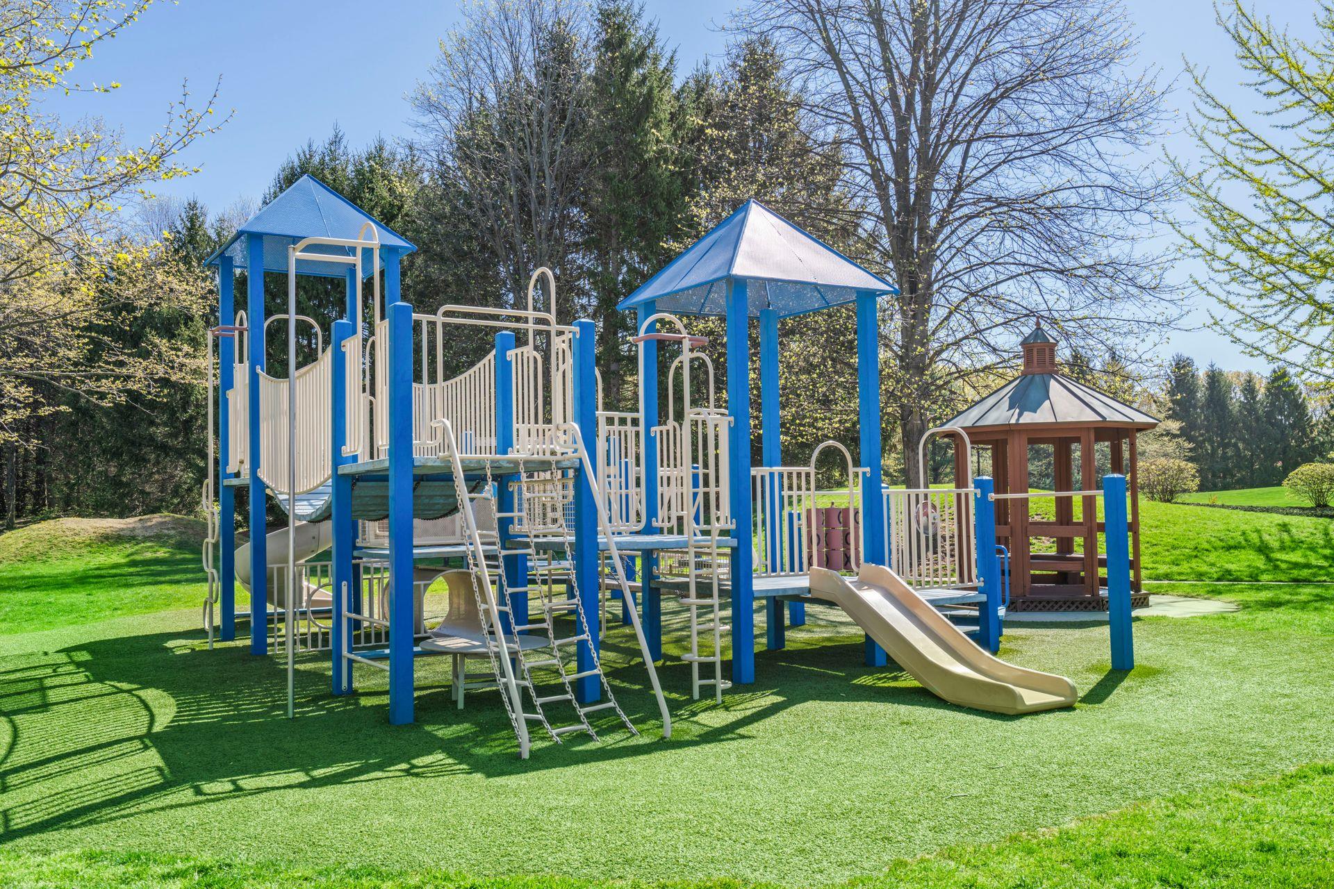 6 Lyndon Place, Melville, New York image 24