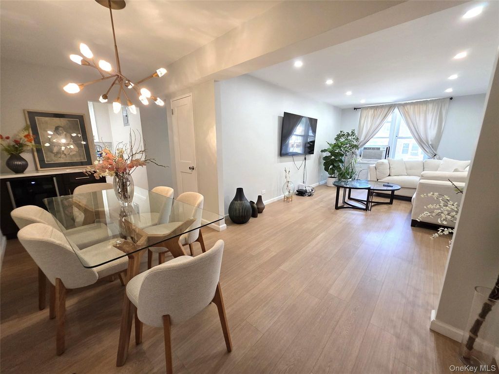 Photo of 33-25 90th Street #1A, Jackson Heights, NY 11372 (MLS # 1007637)