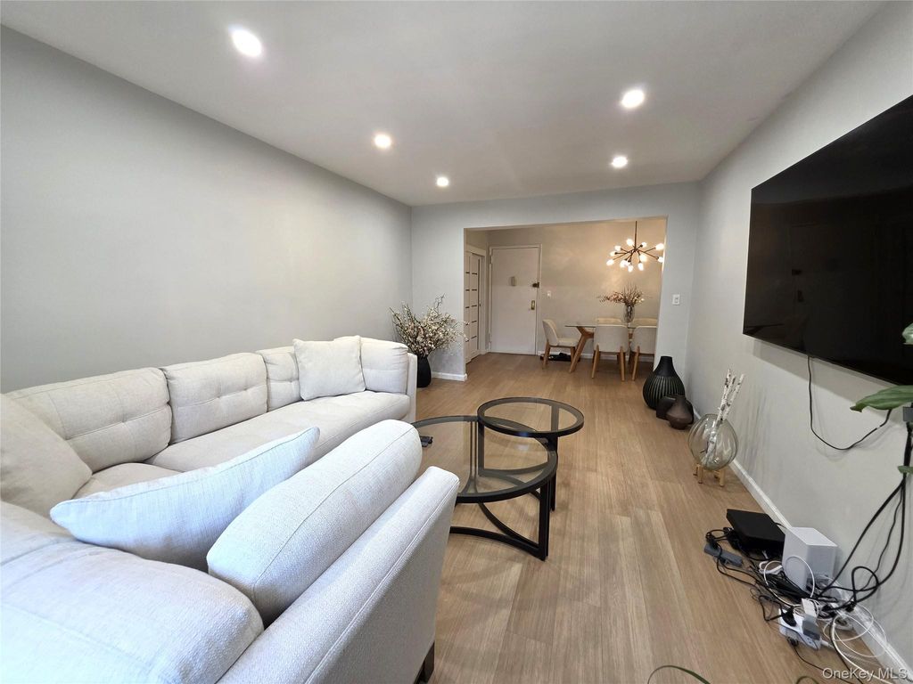 Photo of 33-25 90th Street #1A, Jackson Heights, NY 11372 (MLS # 1007637)