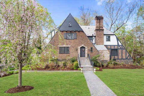 Homes For Sale - 24 Highwood Avenue<br/> Larchmont, NY 10538