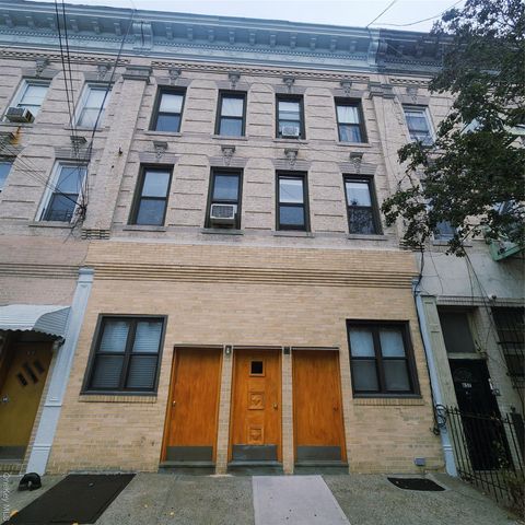 655 Woodward Avenue, Ridgewood, NY 11385 - MLS#: 931772