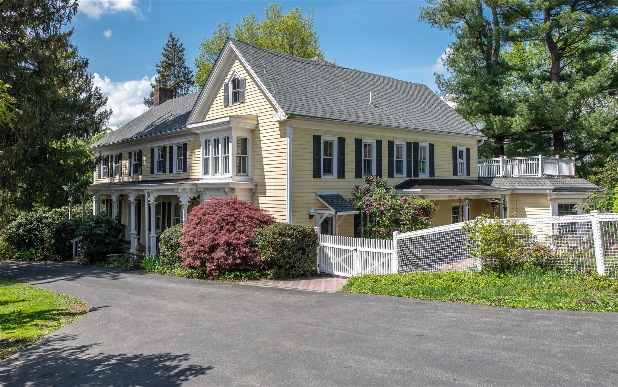 37 N Clove Road