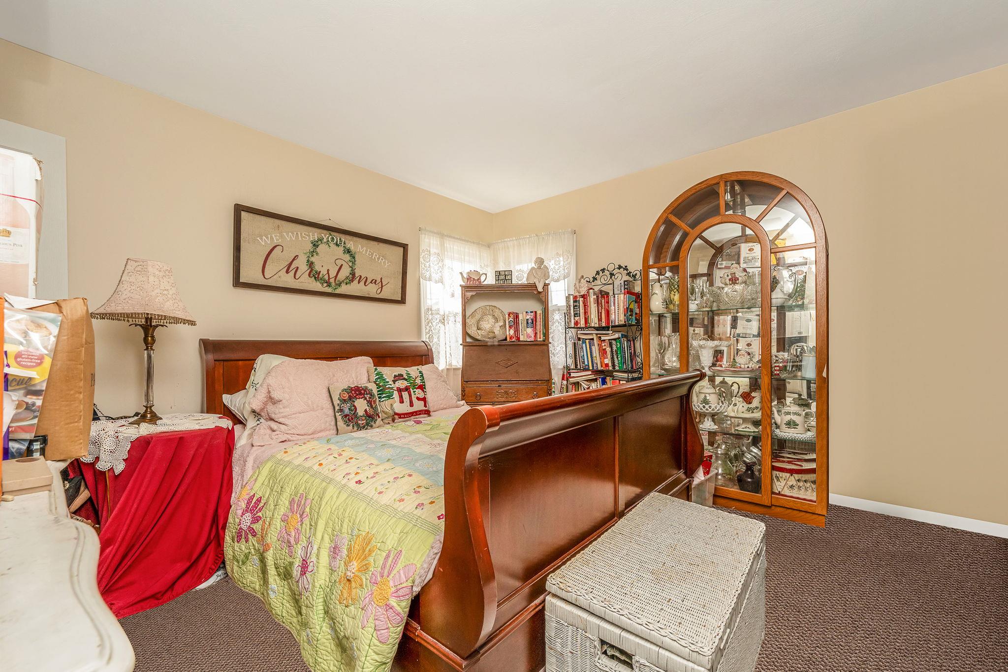 2325 Narraganset Avenue, Seaford, New York image 22