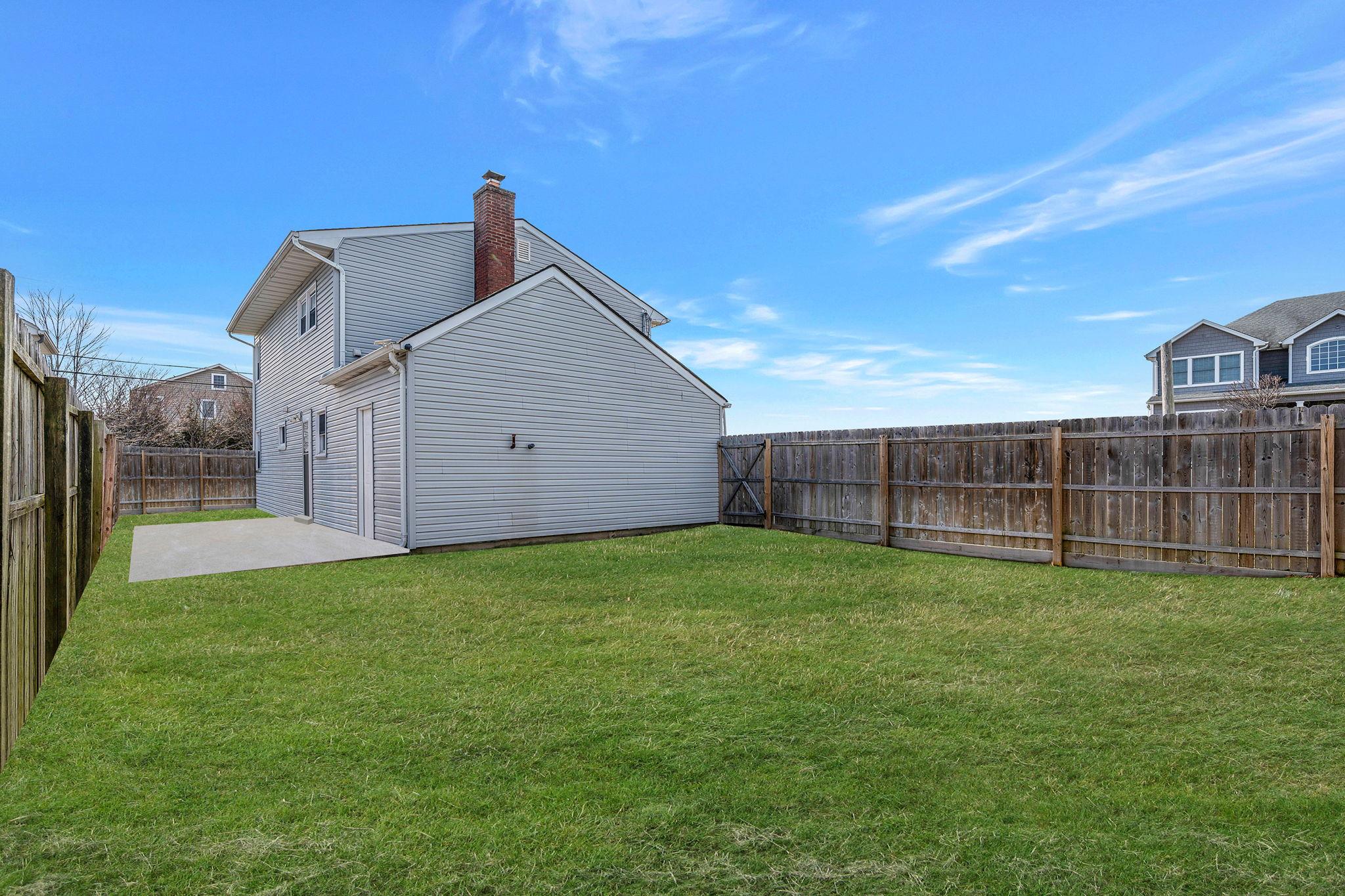 2325 Narraganset Avenue, Seaford, New York image 26