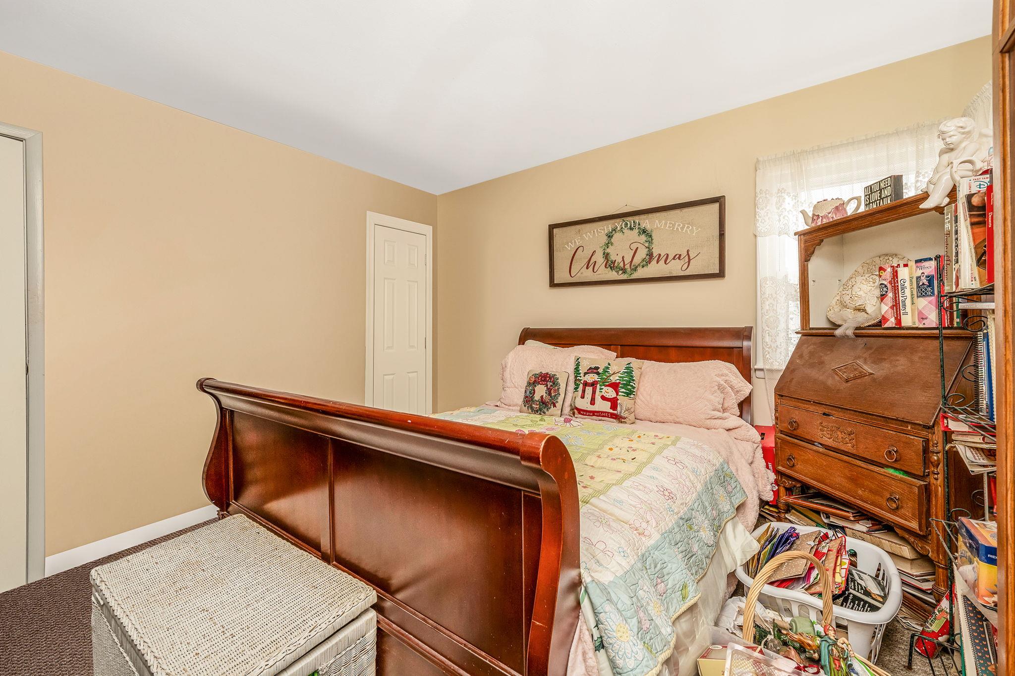 2325 Narraganset Avenue, Seaford, New York image 23
