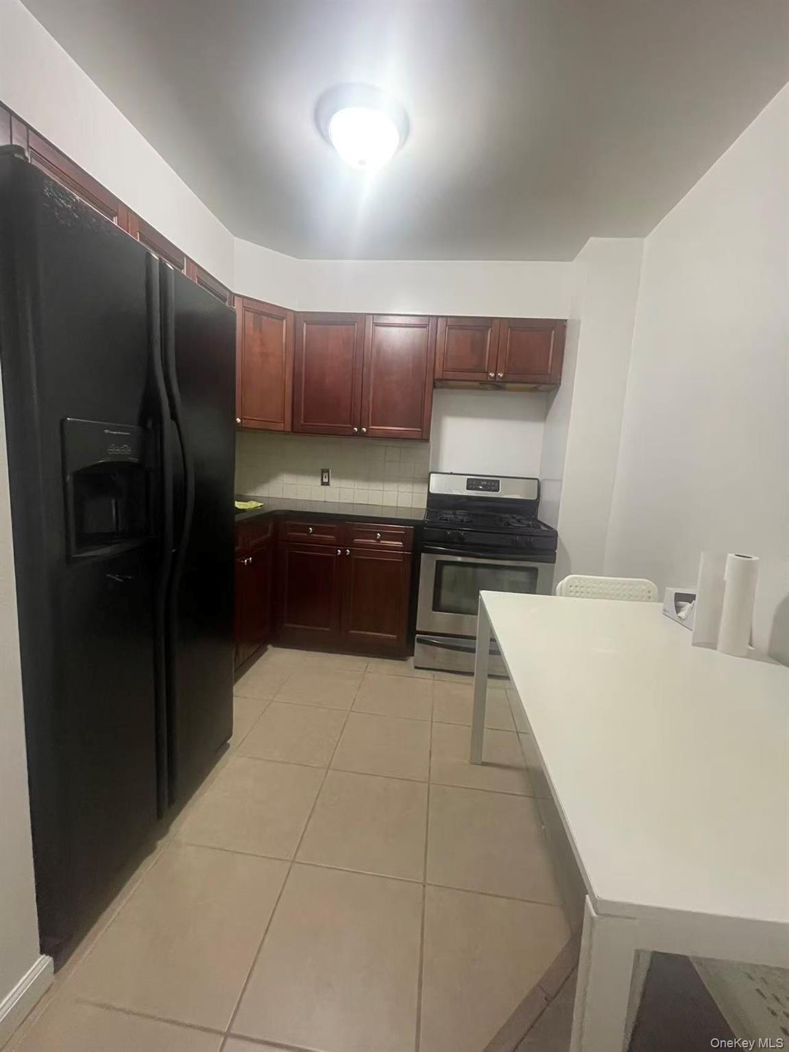 42-11 Parsons Boulevard 4D