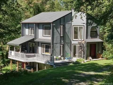 Homes For Rent - 46 Patricia Lane<br/> Clinton Corners, NY 12514