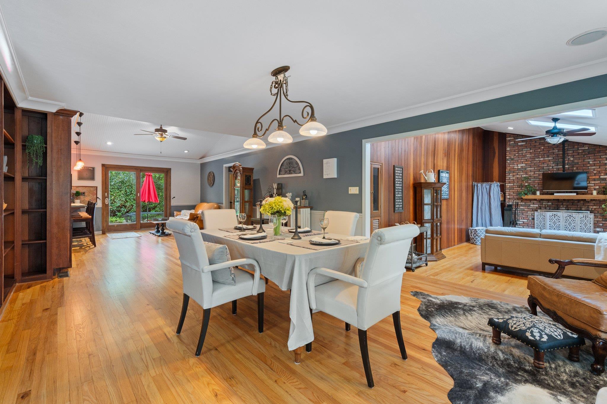 2 Canterbury Court, East Setauket, New York image 15
