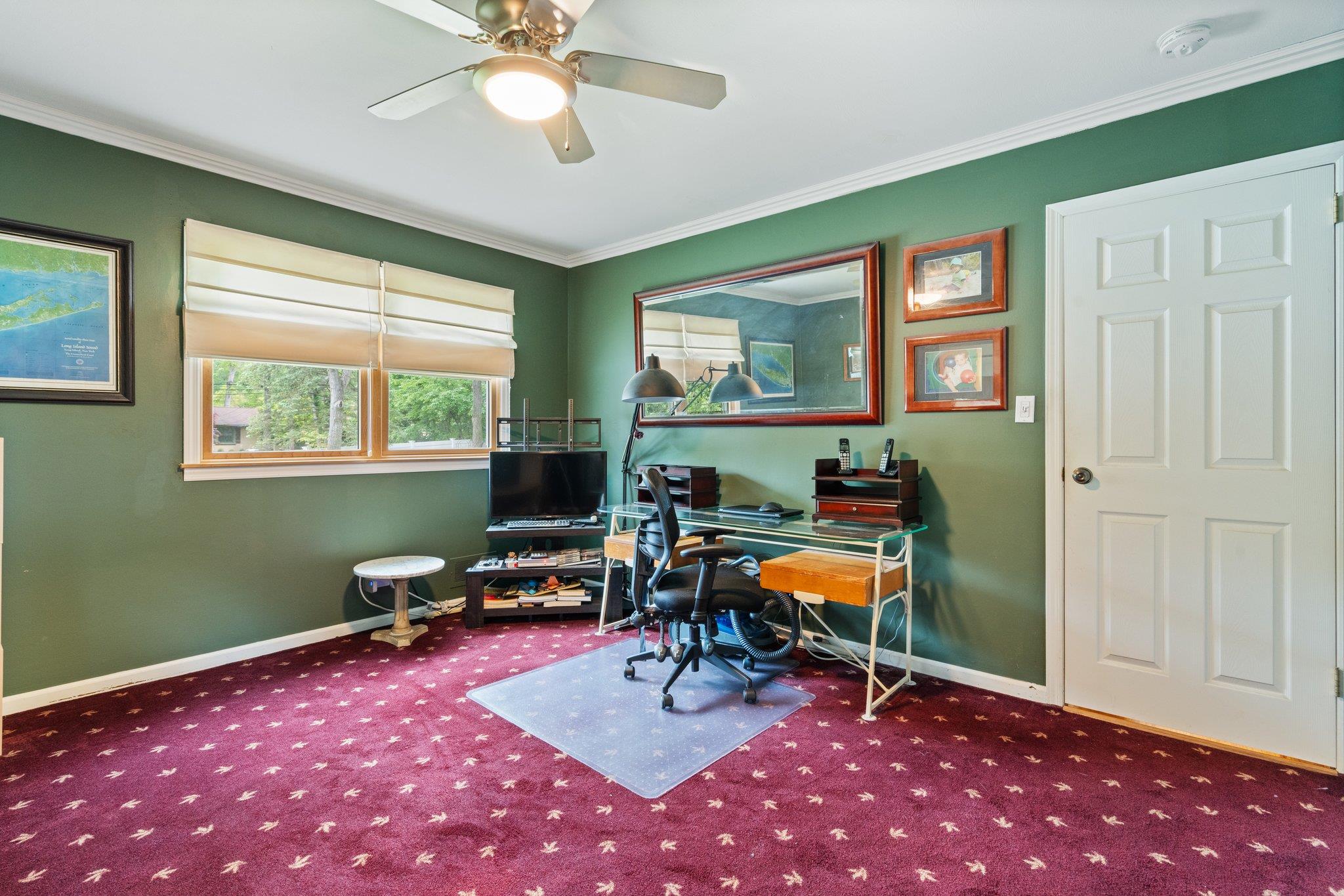 2 Canterbury Court, East Setauket, New York image 28