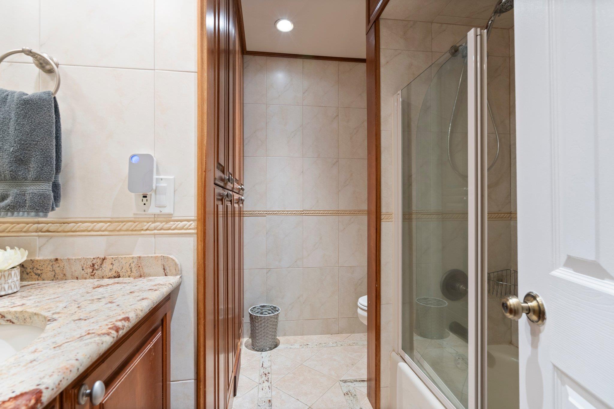 2 Canterbury Court, East Setauket, New York image 33