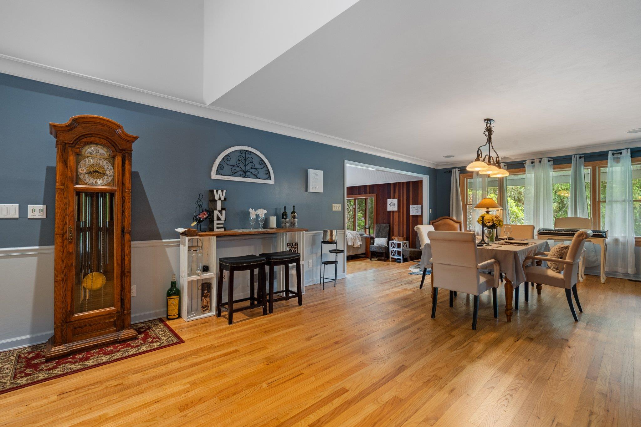 2 Canterbury Court, East Setauket, New York image 17
