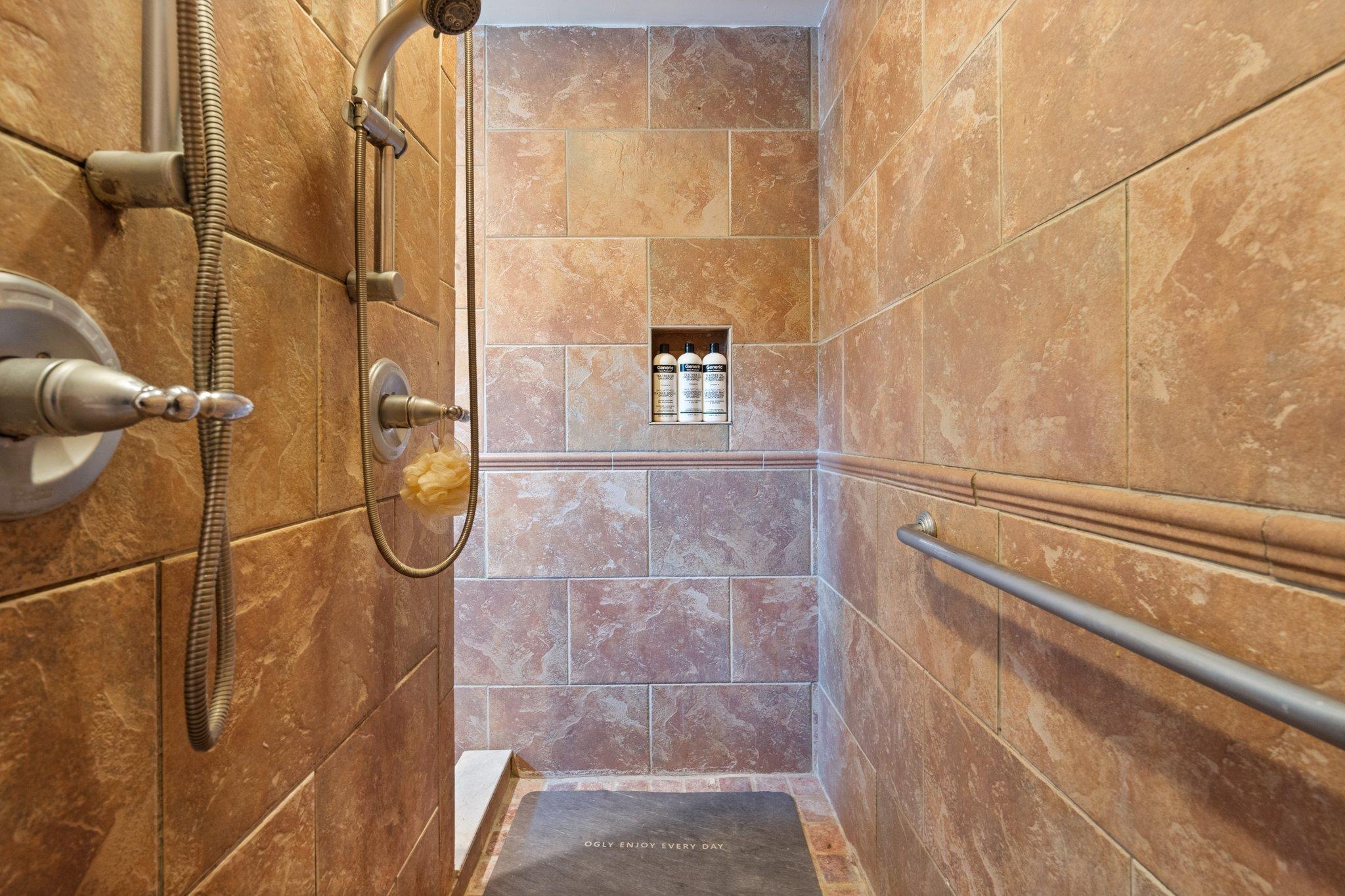 2 Canterbury Court, East Setauket, New York image 27